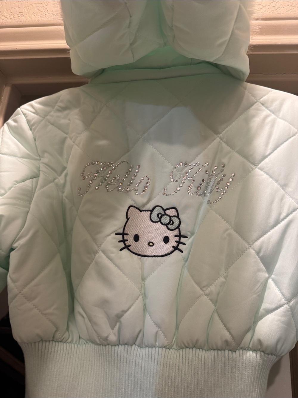 Hello Kitty Mint Quilted One-Piece Footie with Faux Fur Hood SZ Small - Picture 4 of 6